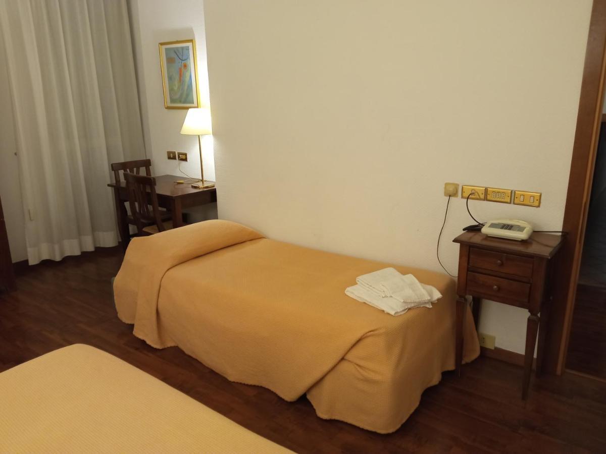 Hotel Arcadia Macerata Exterior foto