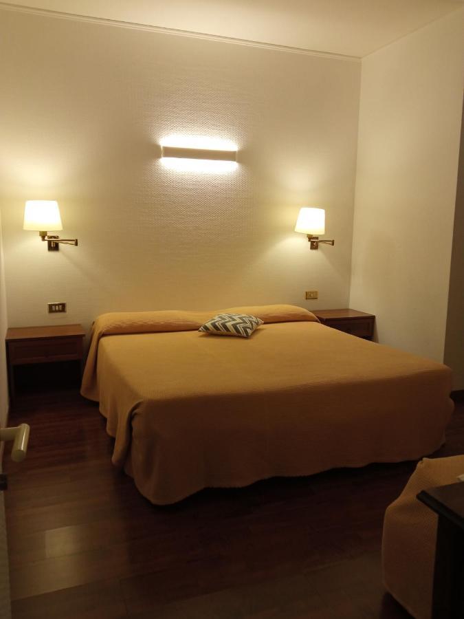 Hotel Arcadia Macerata Exterior foto