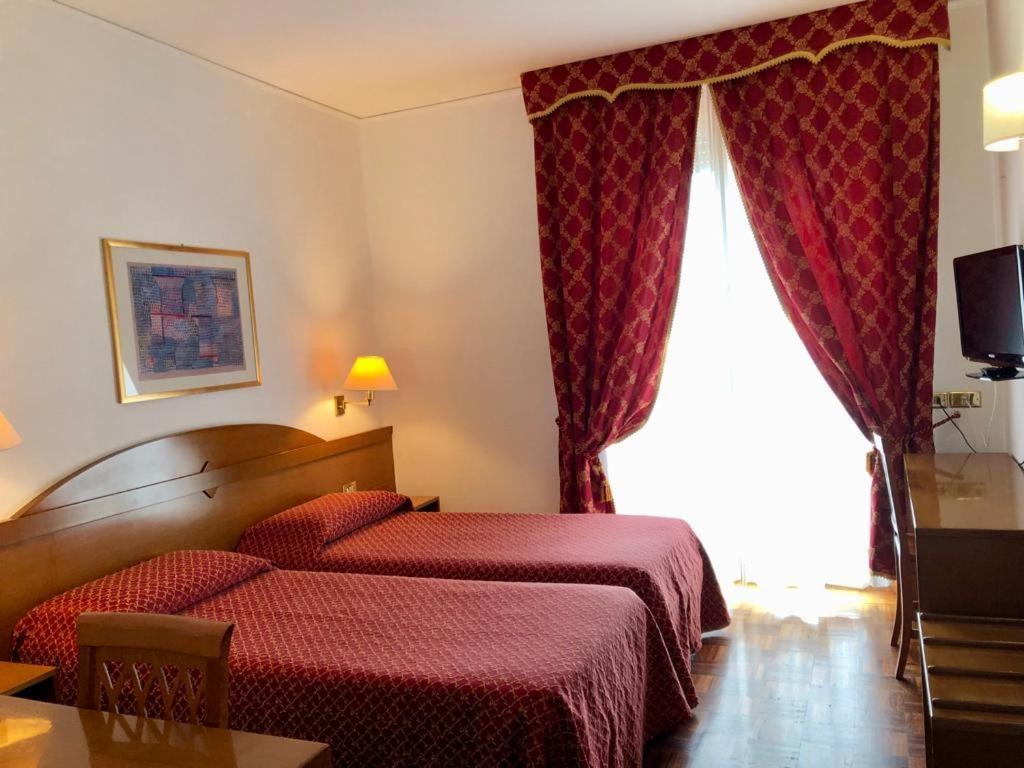 Hotel Arcadia Macerata Exterior foto