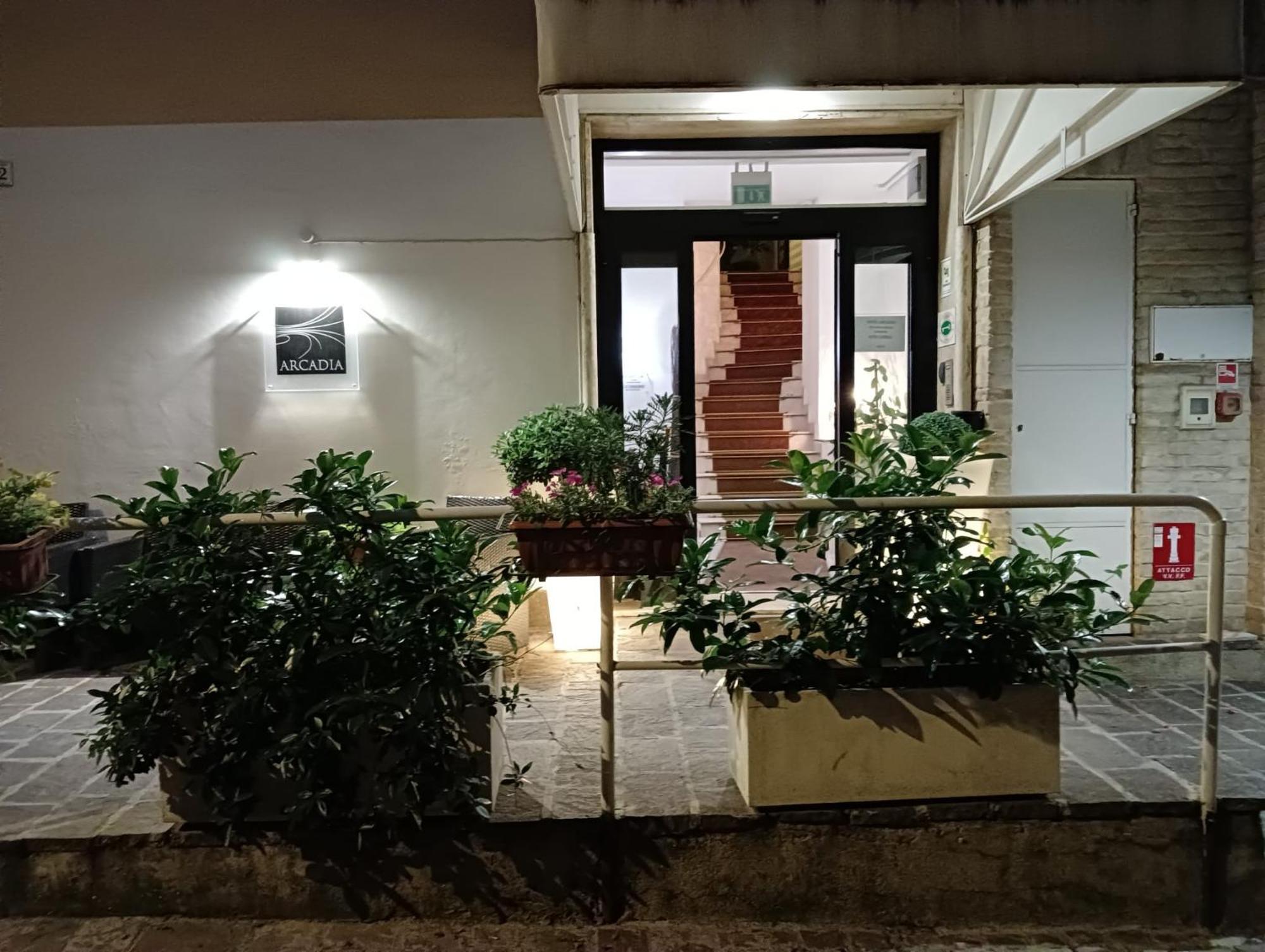 Hotel Arcadia Macerata Exterior foto